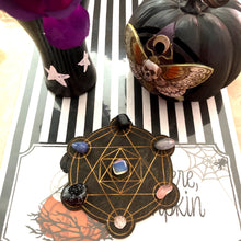 Load image into Gallery viewer, Metatron&#39;s Cube Crystal Grid With Gold Fill
